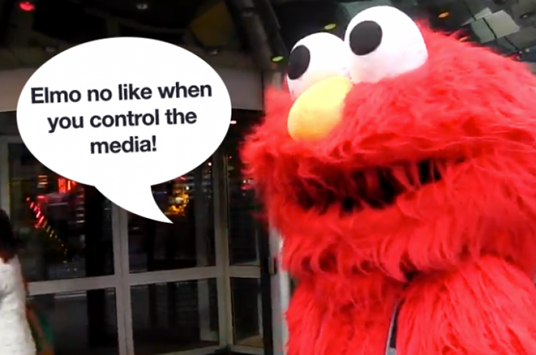 20130606103305-elmo