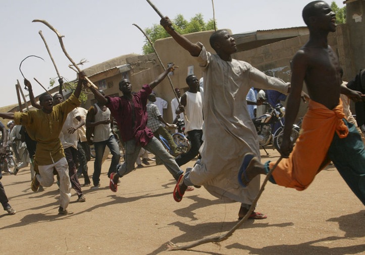 Nigerians-in-poll-violence