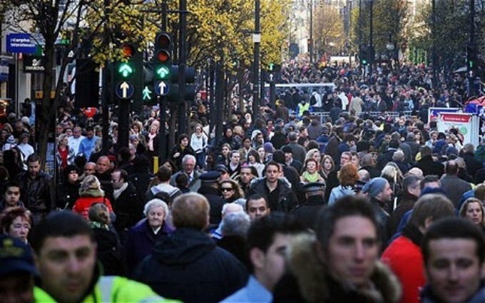 England-crowds