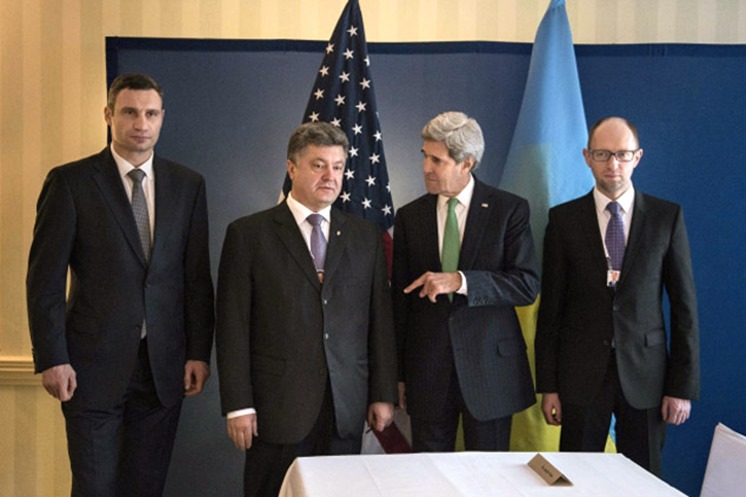 article-20140203-StreetGazette-Yatsenyuk-Kerry