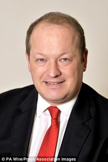 1413940460376_wps_21_Labour_MP_Simon_Danczuk_w