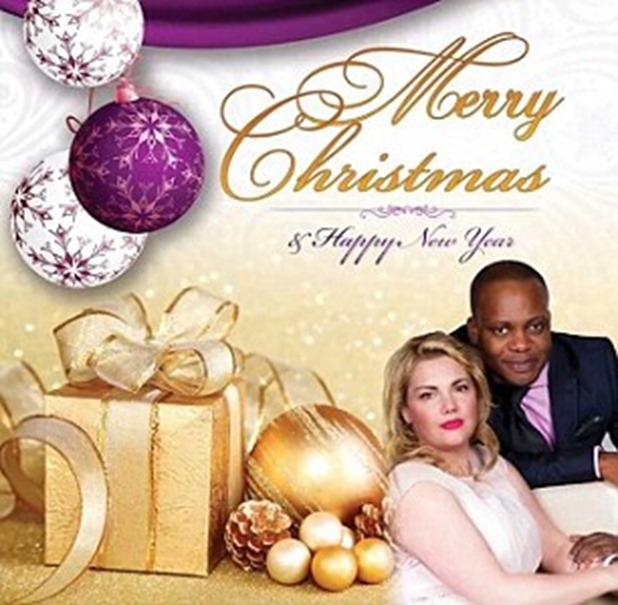 274A0AFE00000578-0-Christmas_wishes_The_couple_pictured_on_a_Christmas_card_Adusah_-a-18_1428189233633