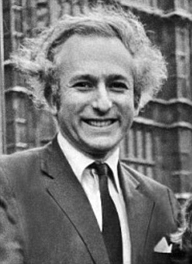 27A07C6C00000578-3041209-Probes_Greville_Janner_pictured_outside_Parliament_in_1974_serve-m-25_1429193103689