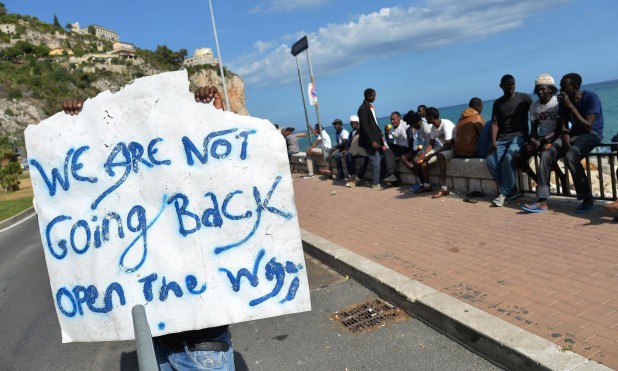 That's not how "way" is spelled, but otherwise that sign is rather impressive.