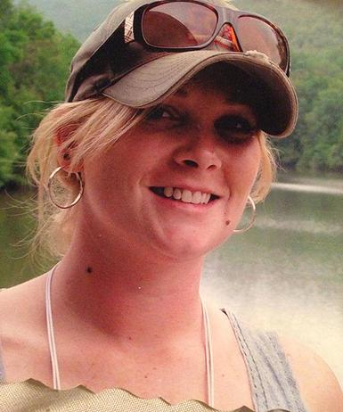 Jessica Brandy Huey was living with her pet when he turned on her and snapped her neck.