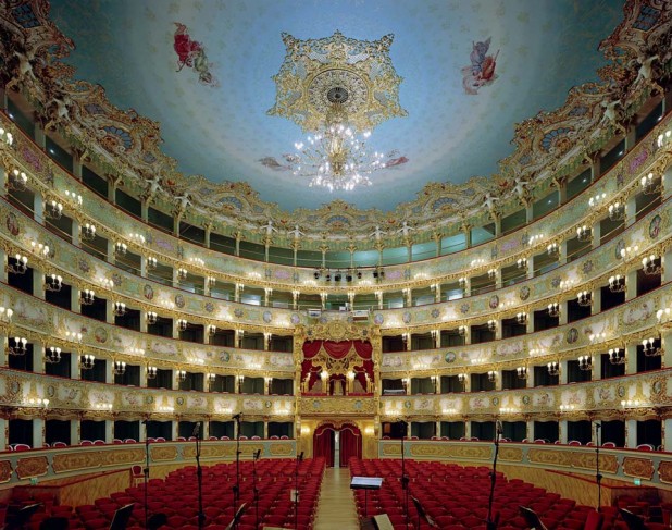 The Royal Swedish Opera is a popular destination for Somalians and Arabs alike.