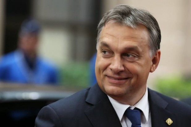 orban-smilin_20131122123503556