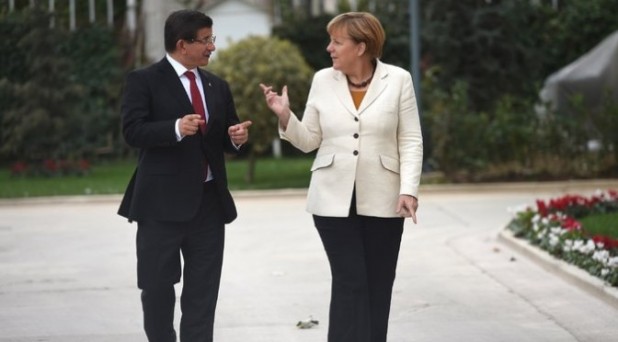 Prime Minister Ahmet Davutoglu of Turkey and Chancellor Angela Merkel of Germany met Sunday in Istanbul.