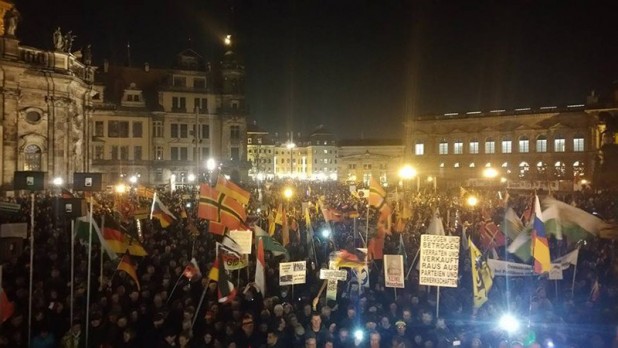 Pegida-7-dec-15-MAIN-03