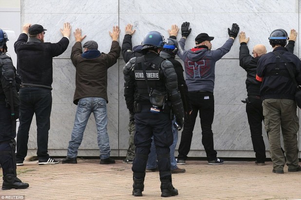 30F095A900000578-3435093-Calais_saw_20_arrests_today_where_anti_Islam_demonstrators_oppos-a-23_1454797210907