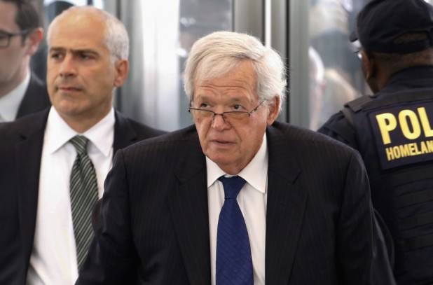 Dennis_Hastert-a5cbe-676