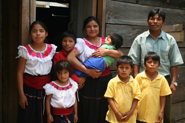 Mexico-family-outside-home