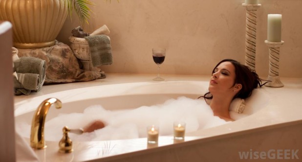 woman-in-bubble-bath