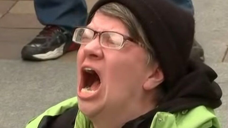 Women Form Groups to Meet at Night and Scream