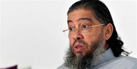 France: Imam Deported Within 12 Hours for Criticizing Jews