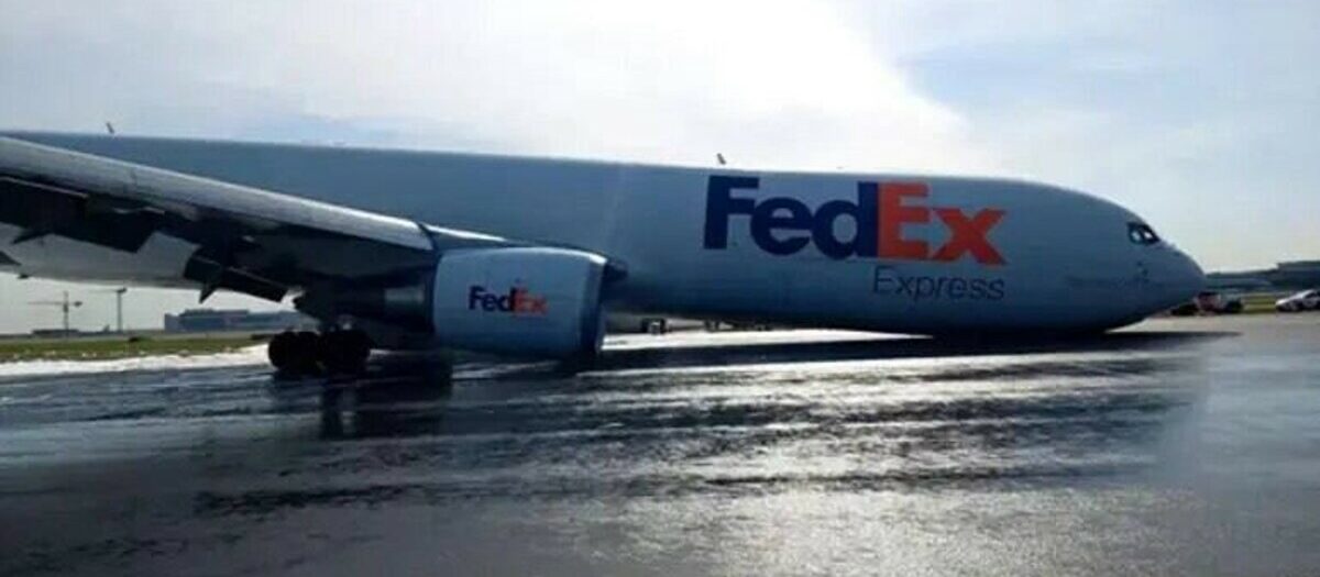 Turkey: Boeing 767 from Paris Lands Without Front Wheel in Istanbul