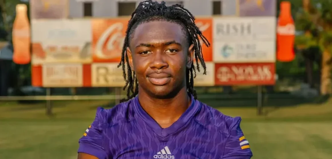 Florida: 18-Year-Old Black Drops Dead While Playing Eggball