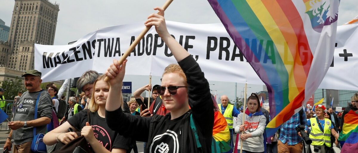 Poland: Government Introduces Draft Bill to Legalize Faggot “Civil Unions”